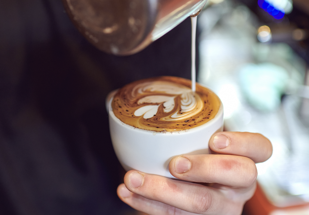 From Coffee Lover to Latte Artist: Piazza D’Oro’s Bondi Workshop Awaits!